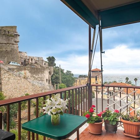 Rivierarent Moma 100 Metri Dal Mare Apartment Финале Лигуре Екстериор снимка